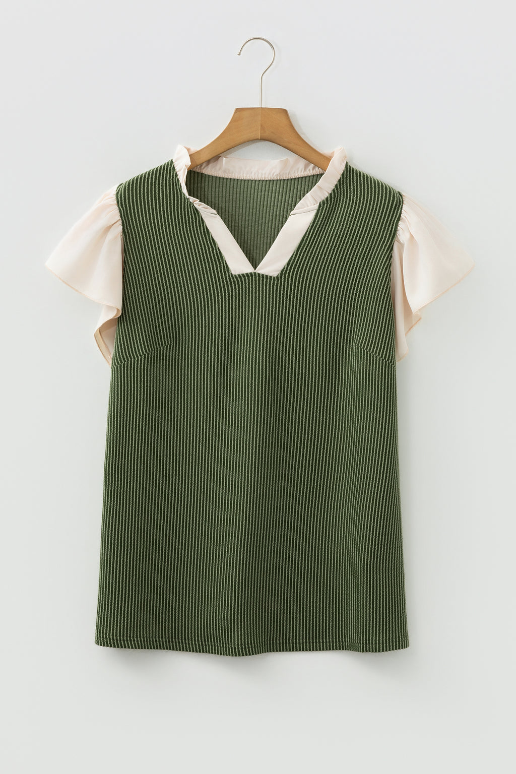 Vineyard Green Plus Size Contrast Frilled Neckline Ruffled Short Sleeve Ribbed Textured Blouse